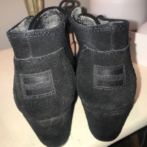 Toms wedges